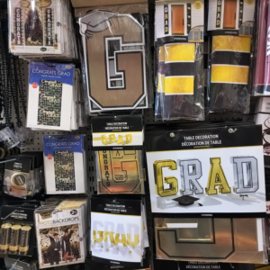 Graduation Table decoration, Backdrops and Confetti